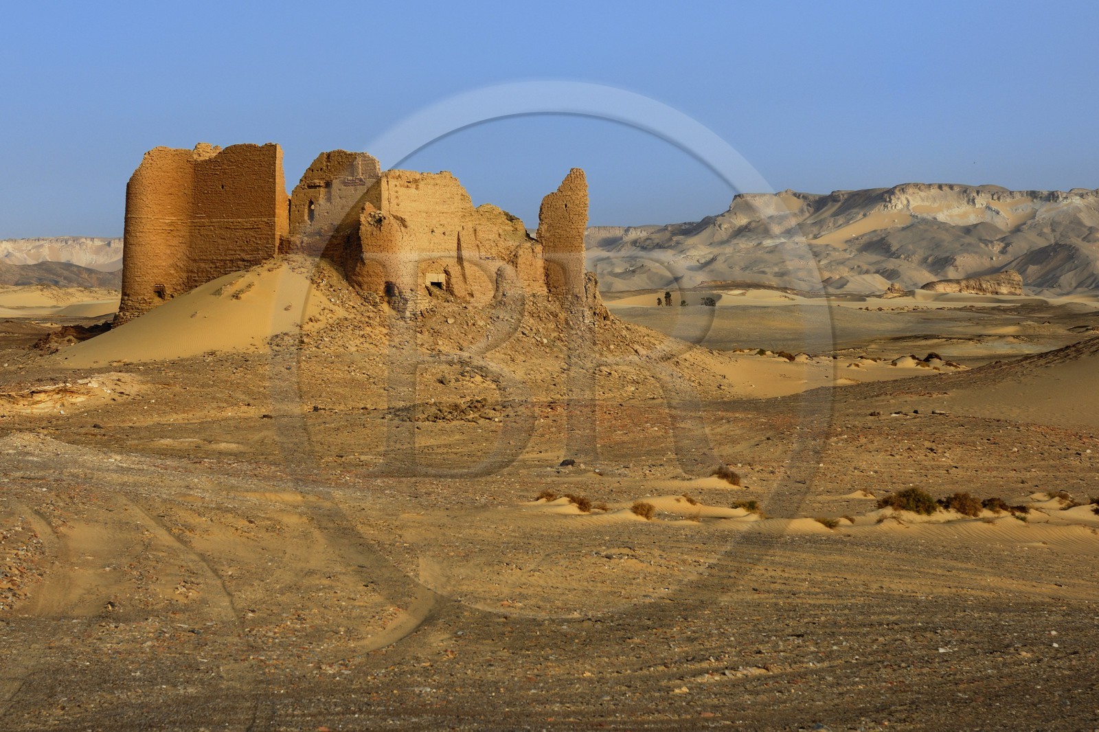 Egypte, désert libyque, forteresse de Ain el-Labakha à l' est de Kharga