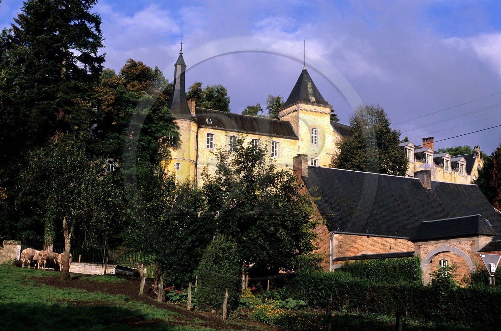 Belgique, Wallonie, le château de Villers-sur-Lesse