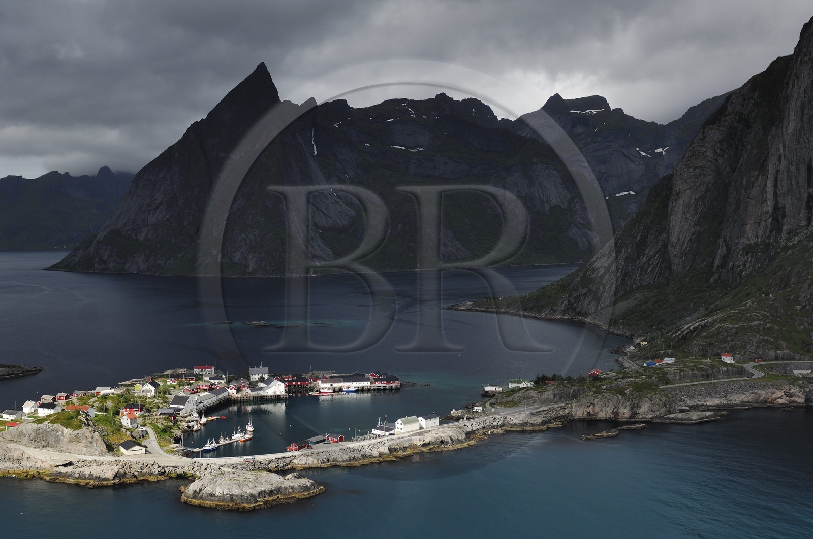 Norway, Nordland County, Lofoten Islands, Moskenes island , fishermen's village of Hamnoy near Reine (aerial view)