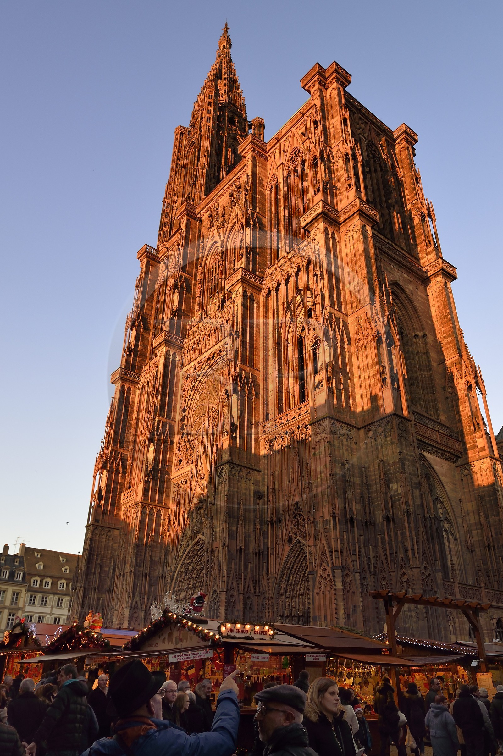 France, Bas Rhin, Strasbourg,  listed as World Heritage by UNESCO, Place de la Cathedrale, Christmas Market (Christkindelsmarik) and the Notre Dame Cathedral