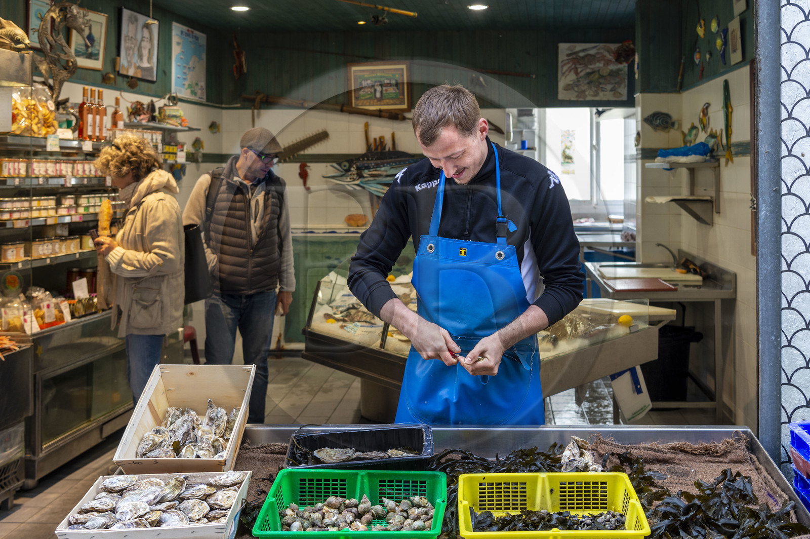 France, Ille-et-Vilaine (35), Côte d'Emeraude, Saint-Malo intra-muros, la Poissonnerie Guinemer dans la rue de l'Orme