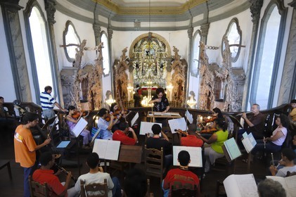 Brésil, Etat du Minas Gerais, ville de Sao Joao del Rei, igreja Sao Francisco de Assis, concert de musique baroque pendant la messe (Route de l'or, Estrada Real)