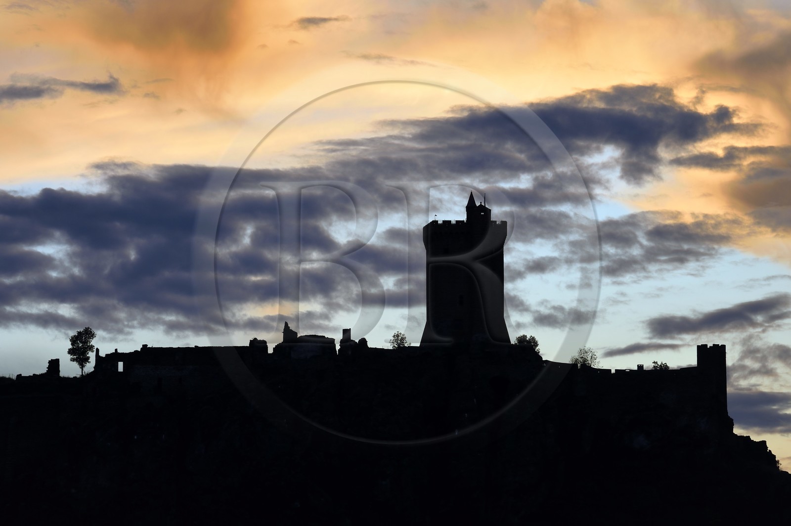 France, Haute-Loire (43), Polignac, Chateau de Polignac, forteresse du XIe siècle sur un plateau basaltique