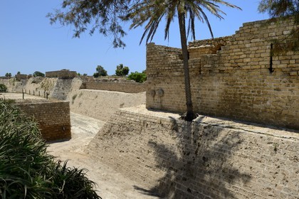 Israël, district d'Haifa, Césarée (Caesarea Maritima), ruines de Césarée, remparts de la citadelle des croisés