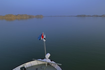 Egypt, Upper Egypt, Nubia, Lake Nasser, lake cruise on Qasr Ibrim ship