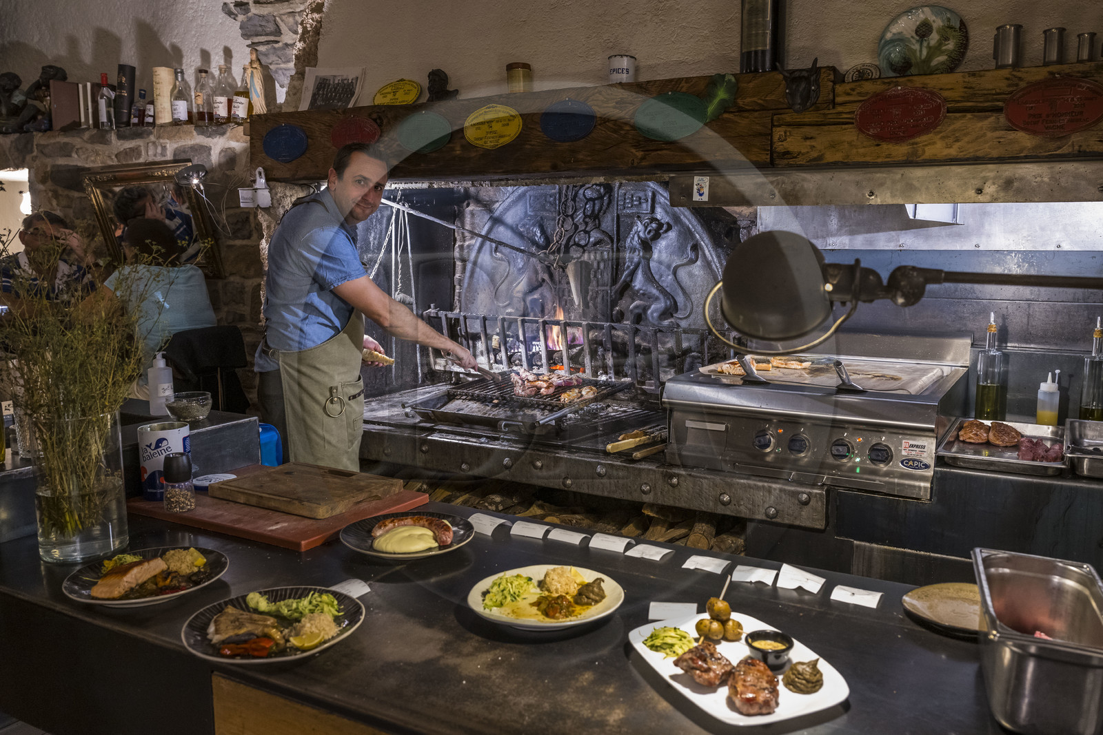 France, Aveyron (12), Millau, restaurant la Mangeoire