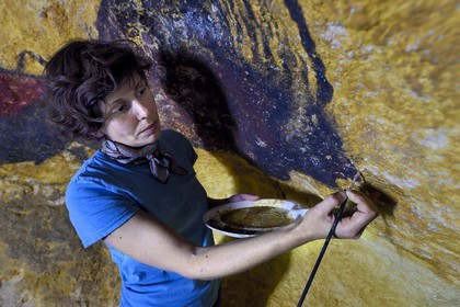 France, Dordogne, Montignac, the Atelier des Fac-Similés du Périgord (Perigord's Facsimile Workshop AFSP) specialised in mineral reproduction of prehistoric painted walls using “stone veil” patented technique and in charge of the Lascaux cave’s walls faithfull reconstitution, reproductions of the paintings by the painter-copyist Margot Aït Kaci, compulsory mention Atelier des Fac-Similés du Perigord