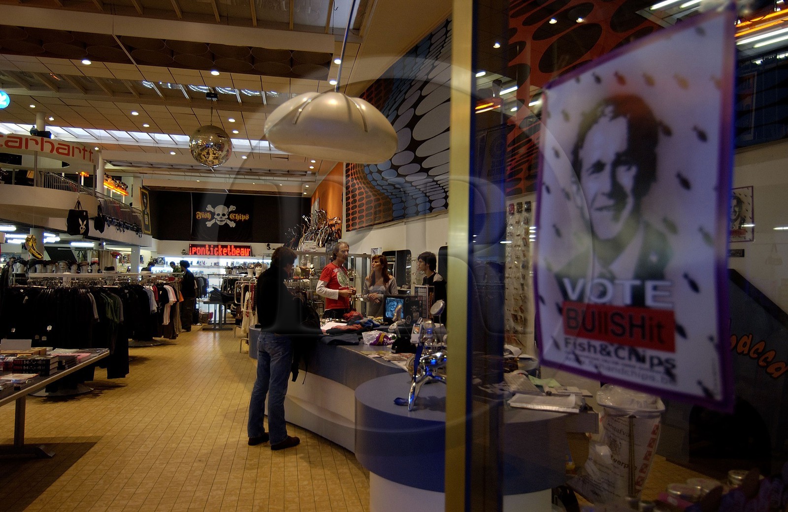 Belgique, Flandre, Anvers (Antwerpen), boutique branchée de vêtements
