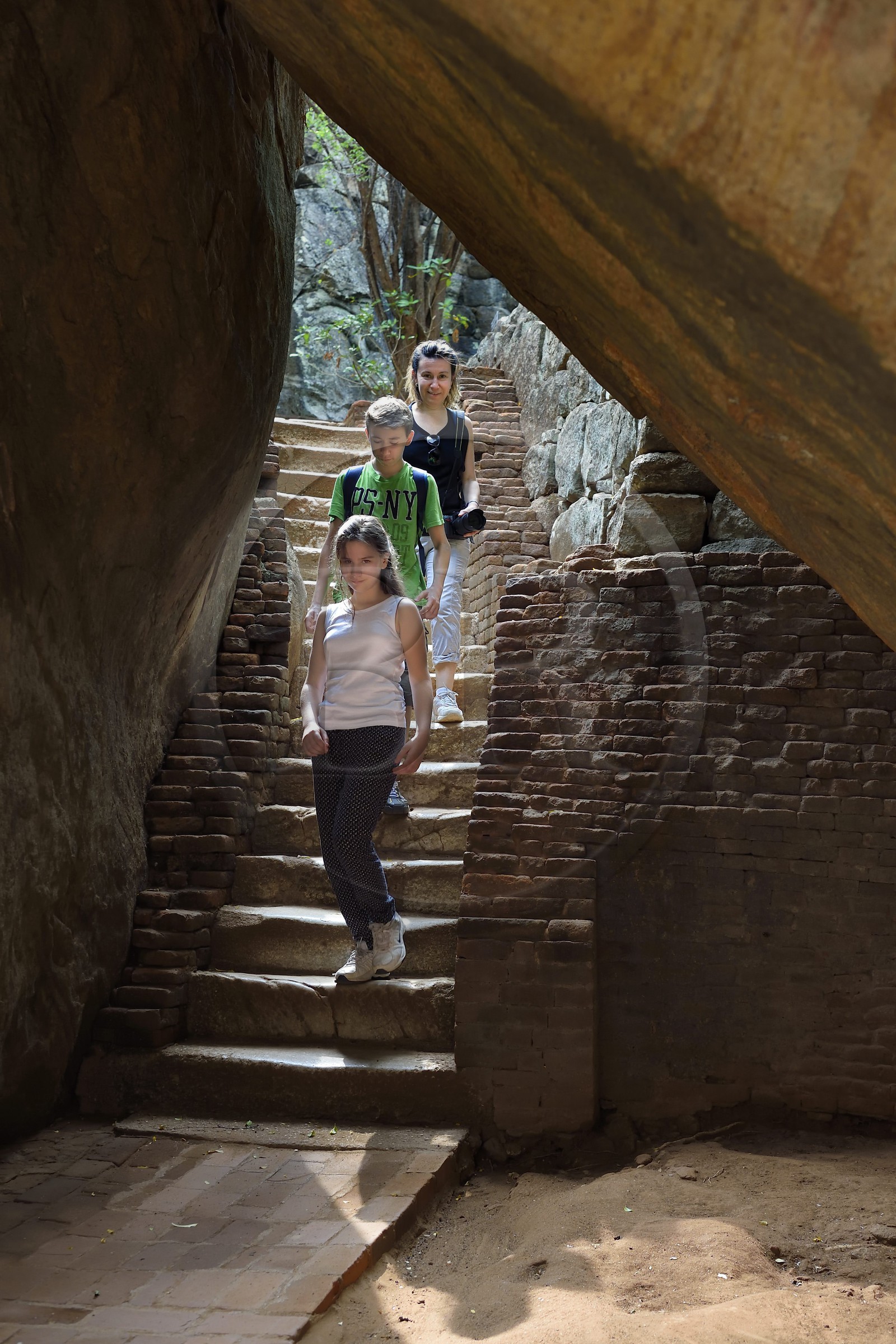 Sri Lanka, province centrale, district de Matale, Sigiriya, ville ancienne de Sigiriya classée patrimoine mondial de l'UNESCO, l'ancien palais forteresse du Rocher du Lion