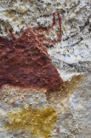 France, Dordogne (24), Montignac, l’Atelier des Fac-Similés du Périgord (AFSP) spécialisé dans la reproduction minérale de parois ornées de la préhistoire et en charge de la reconstitution fidèle des parois de la grotte de Lascaux, Aurochs, mention obligatoire Atelier des Fac-Similés du Périgord