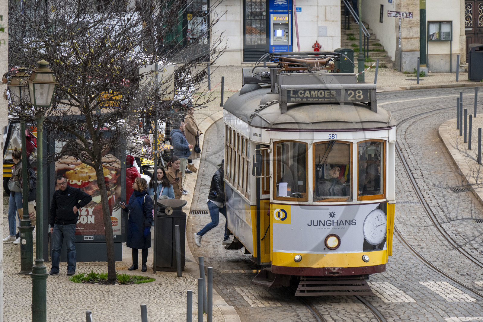 Portugal, Lisbon, Alfama district, tram (electricos) at the Largo das Portas do Sol, line 28 is the most famous and picturesque