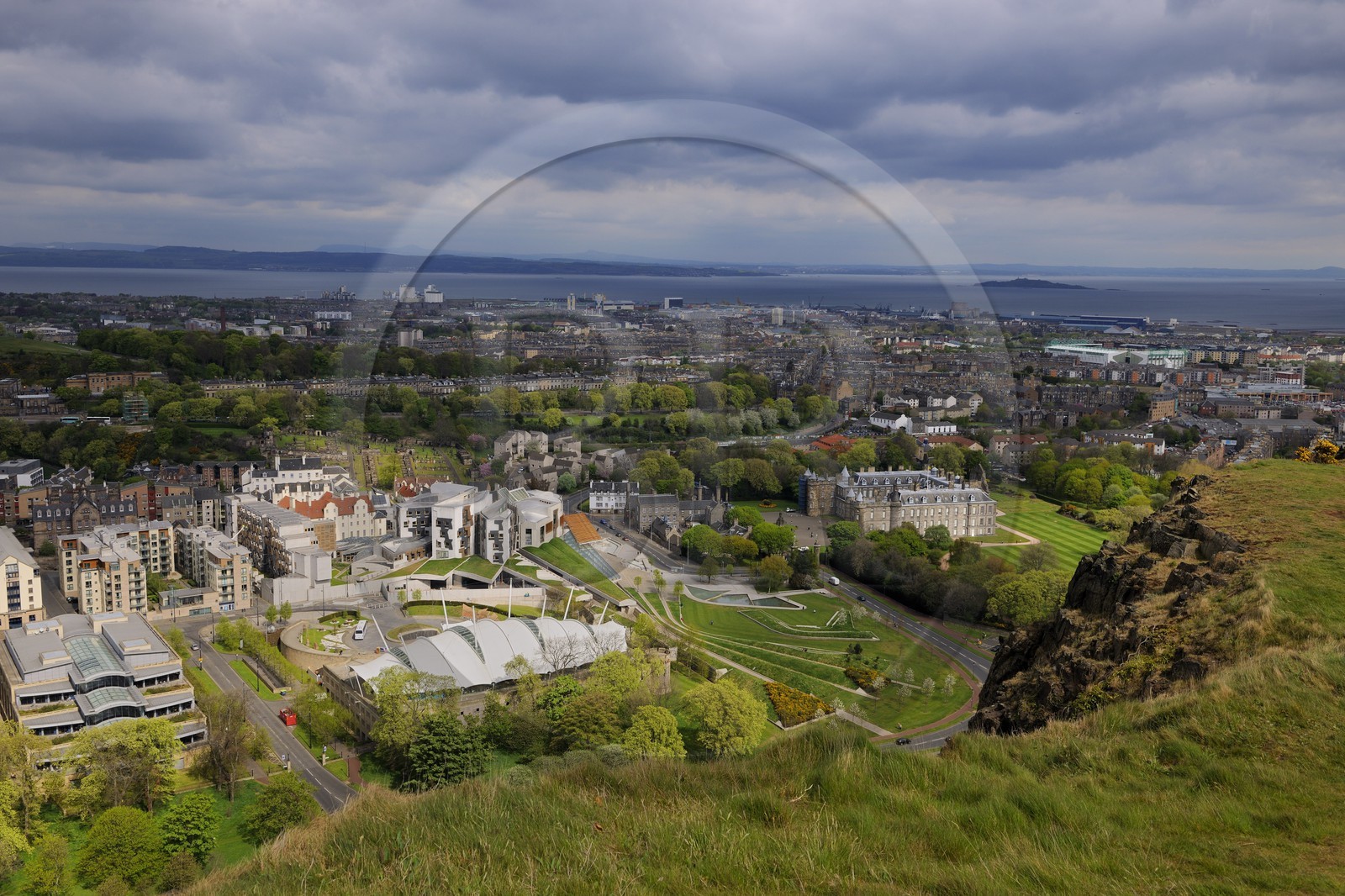 Royaume-Uni, Ecosse, Edimbourg, Dynamic earth, le parlement écossais et le palais royal de Holyrood