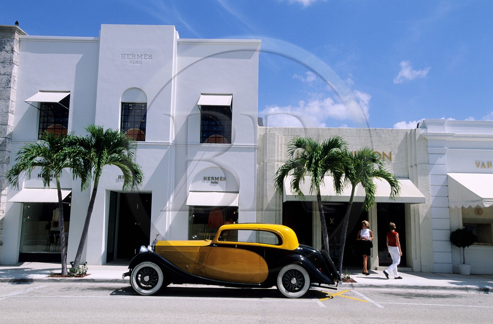 Etats-Unis, Floride, Palm Beach, Rolls-Royce sur Worth Avenue