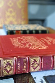 France, Aisne (02), Château-Thierry, Musée Jean de La Fontaine - Ville de Chateau-Thierry, livre des Fables de La Fontaine, L. Hachette et Cie, édition illustrée (1867, in-folio) par le dessinateur et graveur Gustave Doré