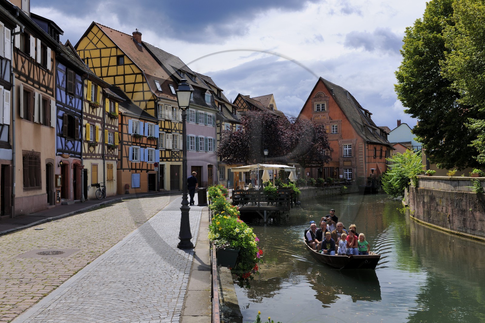 France, Haut Rhin, Colmar, little Venice, district of la Krutenau surrounded by Lauch River, trip on a barge along the quai de la Poissonnerie