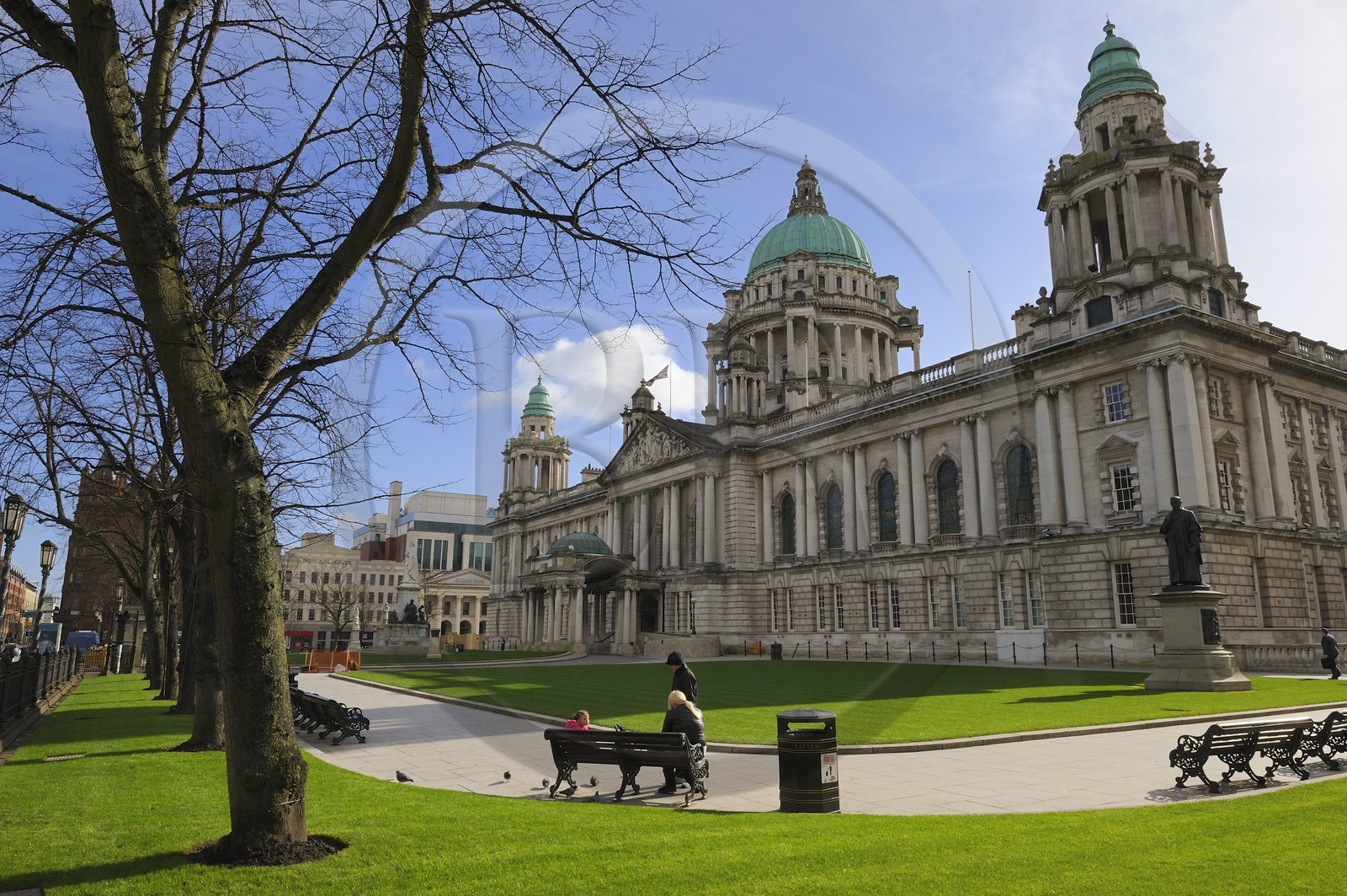 United Kingdom, Northern Ireland, Belfast, the City Hall on Donegall square