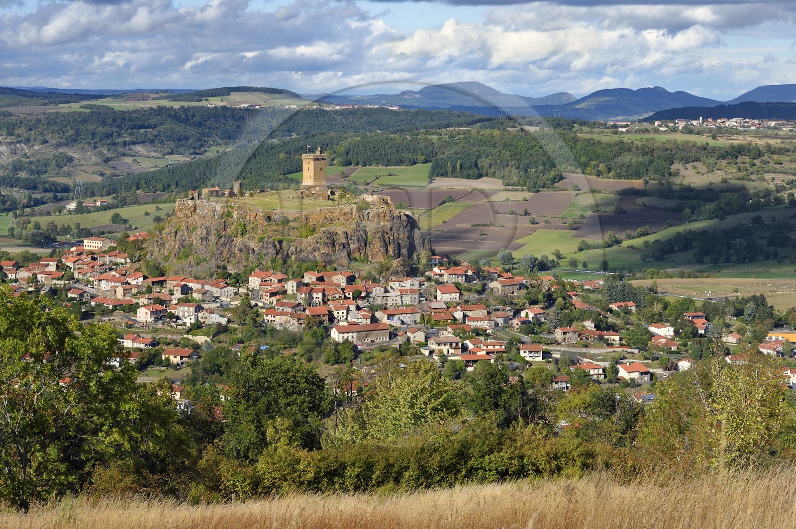 France, Haute-Loire (43), Polignac, Chateau de Polignac, forteresse du XIe siècle sur un plateau basaltique
