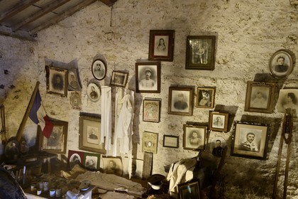 France, Meuse, Romagne-sous-Montfaucon, Informal Museum called Romagne ‘14-’18 on the day-to-day life of the soldiers in World War I created by Jean-Paul de Vries, portraits of soldiers and wives of soldiers