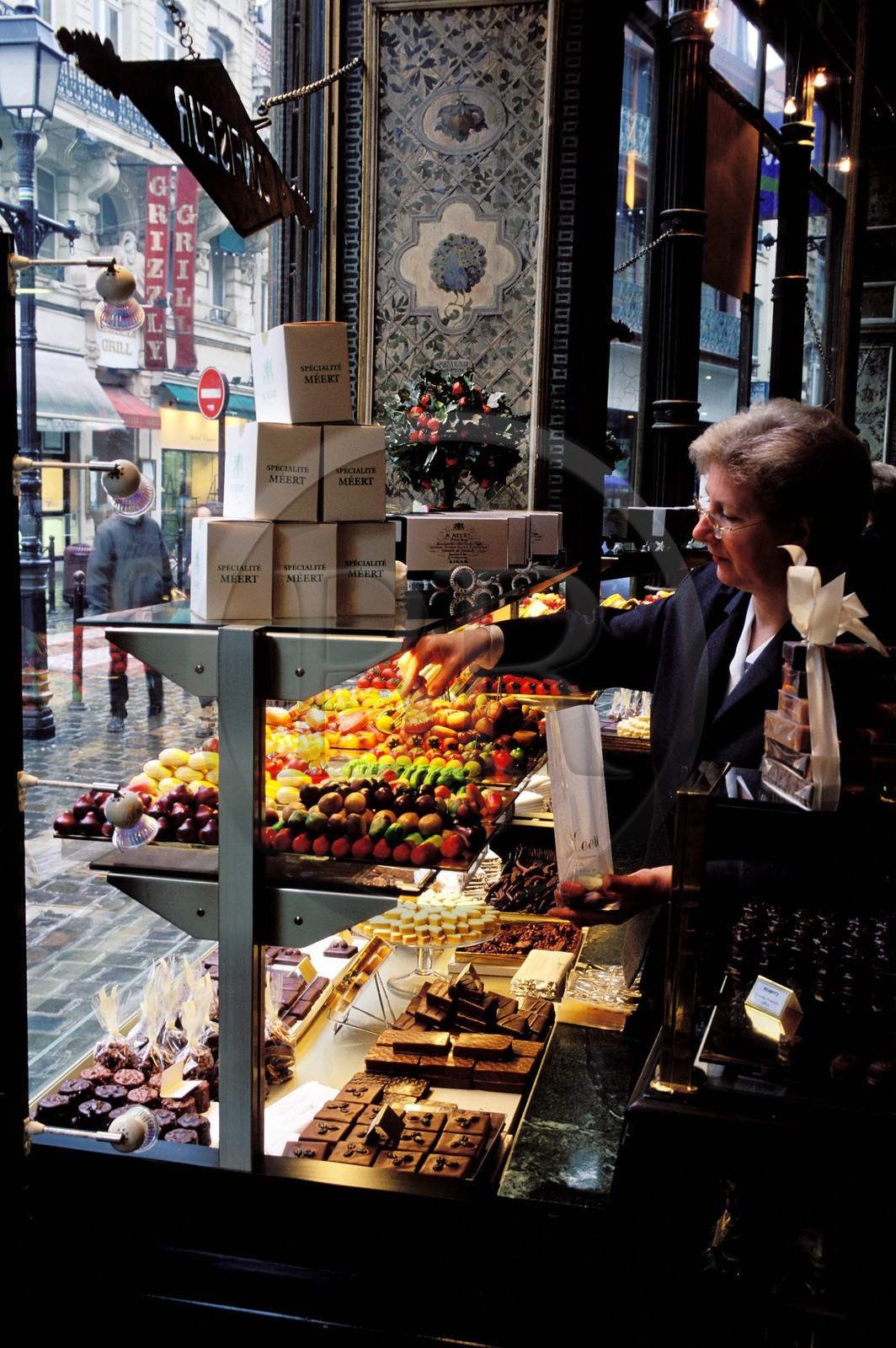 France, Nord (59), Lille, le célèbre confiseur Méert, rue Esquermoise dans la vieille ville