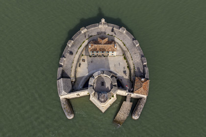 France, Charente-Maritime (17), Bourcefranc-le-Chapus, Fort Louvois aussi appellé Fort du Chapus (vue aérienne)