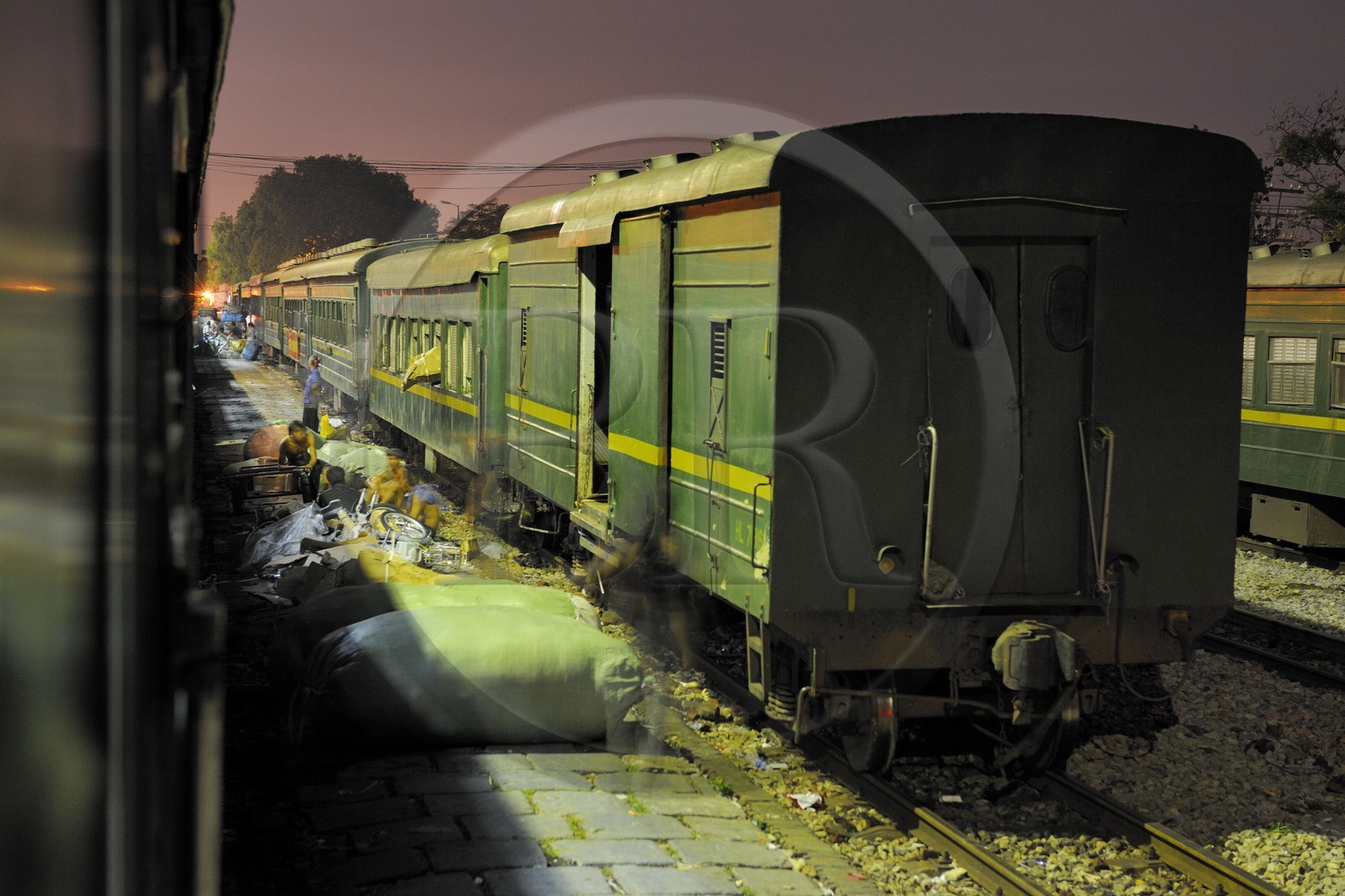 Vietnam, train from Lao Cai to Hanoi, goods transfer