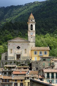 France, Alpes-Maritimes, the hilltop village of Lucéram dominated by the St Margaret Church
