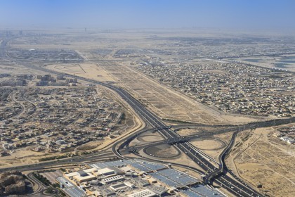 Emirats Arabes Unis, Dubai, noeud autoroutier (vue aérienne)