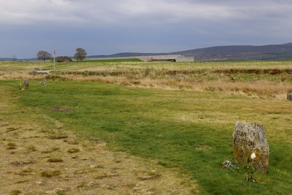 Royaume-Uni, Ecosse, région des Highlands, Inverness, champ de bataille de Culloden et centre des visiteurs au fond