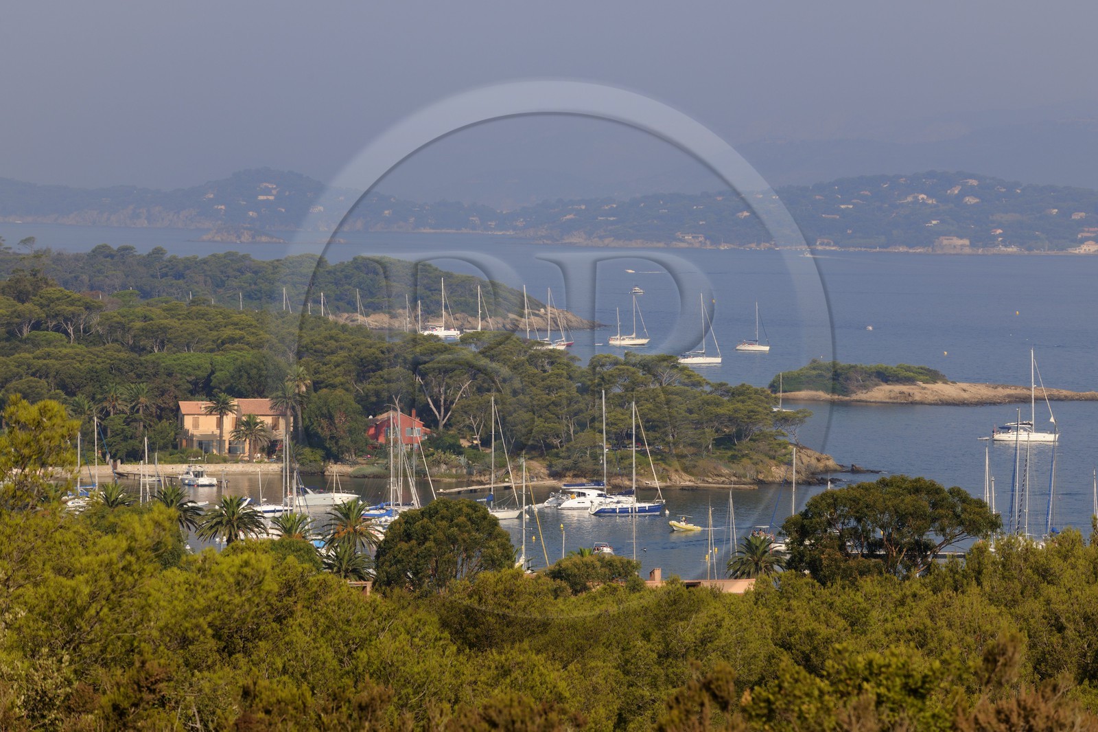 France, Var (83), Iles d'Hyères, parc national de Port-Cros, île de Porquerolles, le village