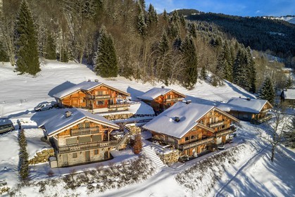 France, Haute-Savoie (74), station de ski Les Carroz d'Arâches, village d'Arâches-la-Frasse