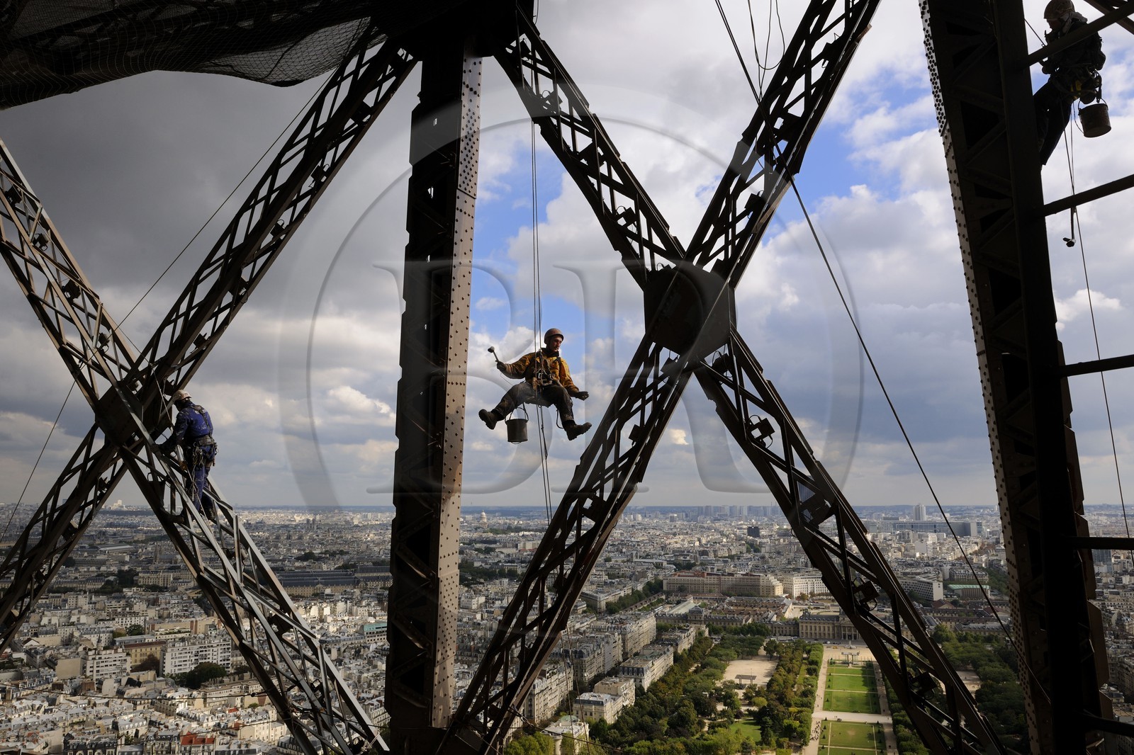 France, Paris (75), peintres de la Tour Eiffel