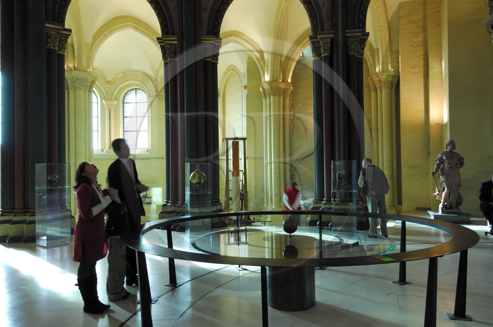 France, Paris (75), le musée des Arts et Métiers, le pendule de Foucault, 1851