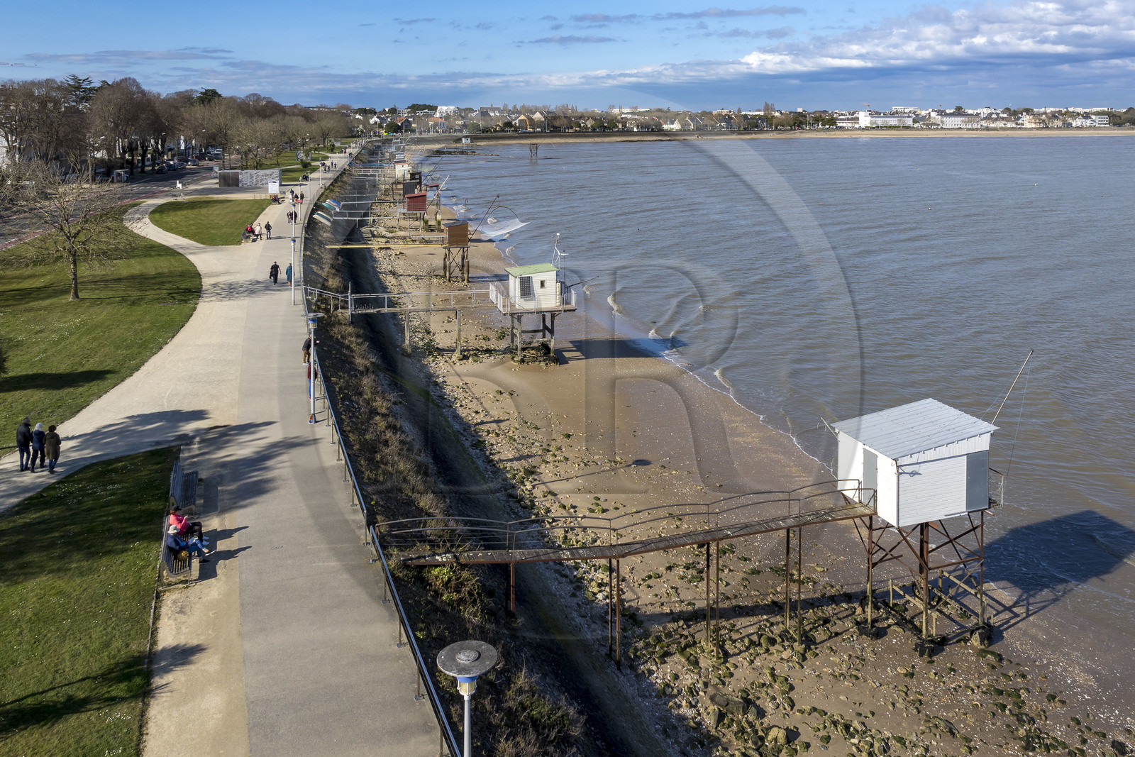 France, Loire Atlantique, Estuaire de la Loire, Saint Nazaire, traditional carrelet (fishing shack) along boulevard Albert 1er (aerial view)