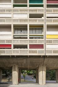 France, Bouches-du-Rhône (13), Marseille, oeuvre architecturale de Le Corbusier, classée Patrimoine Mondial de l'UNESCO, la Cité Radieuse par l'architecte Le Corbusier bordant le boulevard Michelet