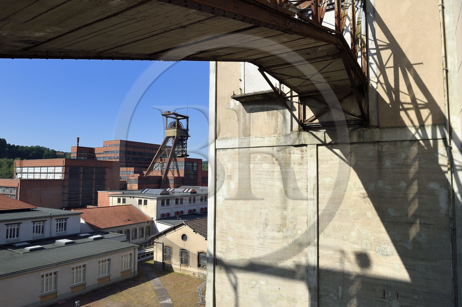 France, Moselle (57), Petite-Rosselle, le musée du carreau Wendel, chevalement et recette du puits Wendel 3 sur le carreau