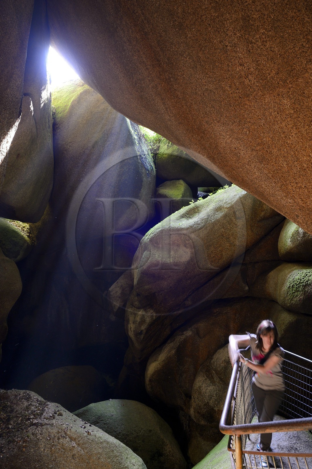 France, Finistère (29), parc naturel régional d'Armorique, Huelgoat, chaos granitique de la forêt du Huelgoat, lieu dit  Le Trou du Diable