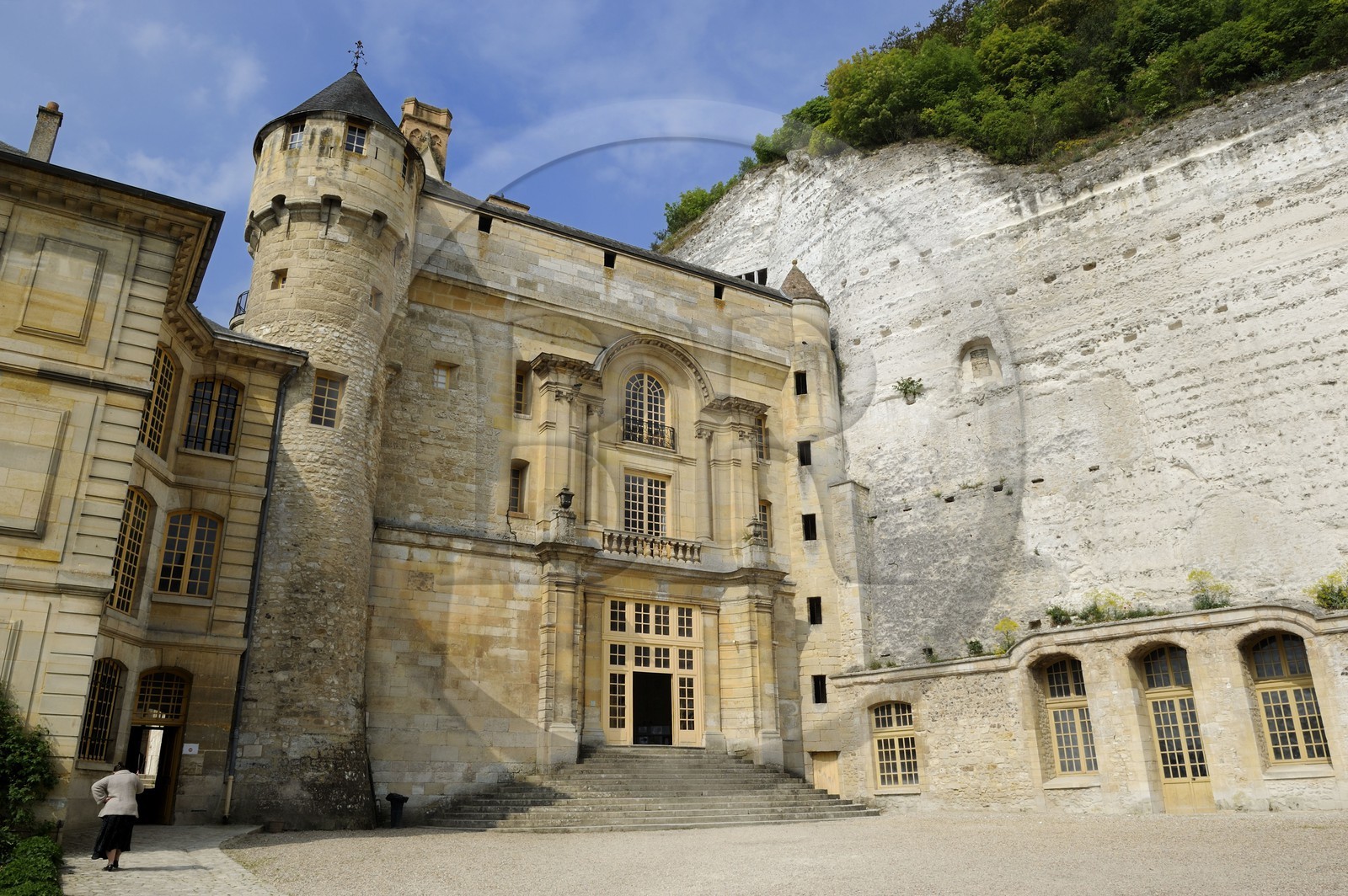 France, Val-d'Oise (95), parc naturel du Vexin français, la Roche-Guyon, labellisé Les Plus Beaux Villages de France, le château