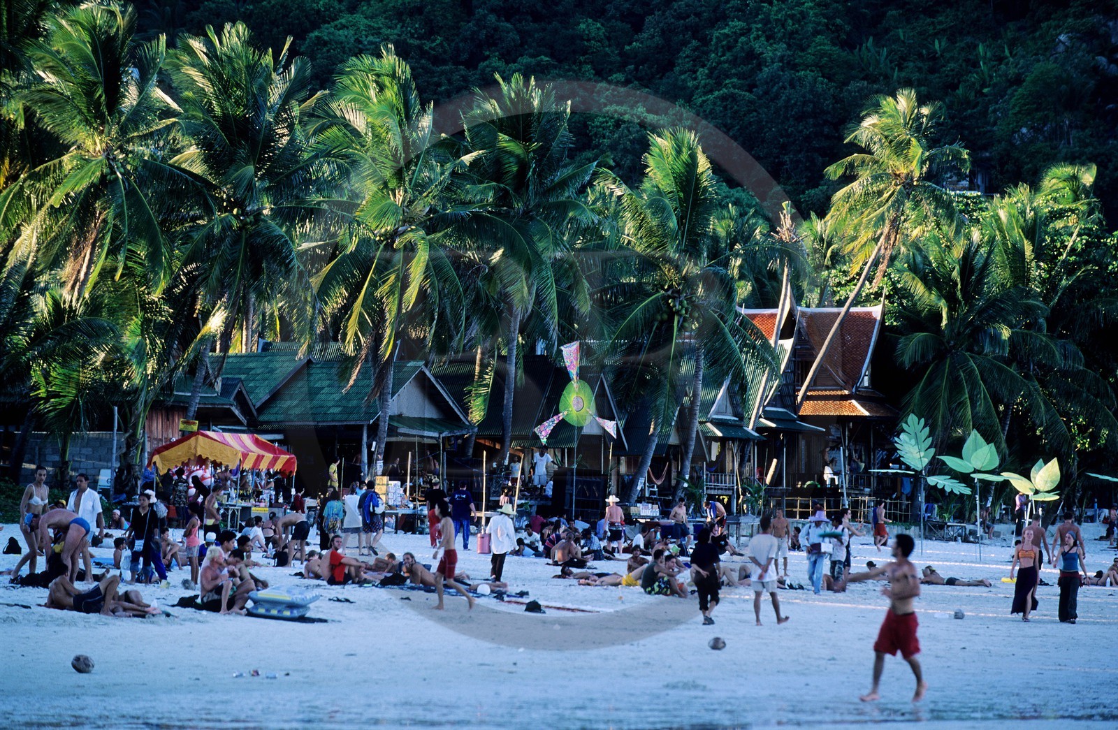 Thailand, Samui islands archipelago, Full Moon Party on Koh Pha-Ngan island, sunset on Had Rin beach