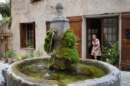 France, Var, Dracenie, Bargemon, Poissonnerie street fountain