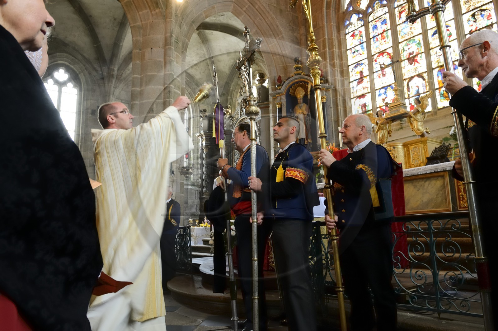 France, Finistere, Locronan, labelled Les plus Beaux Villages de France (The Most Beautiful Villages of France), Saint Ronan church, religious ceremony that precedes the procession of the Tromenie