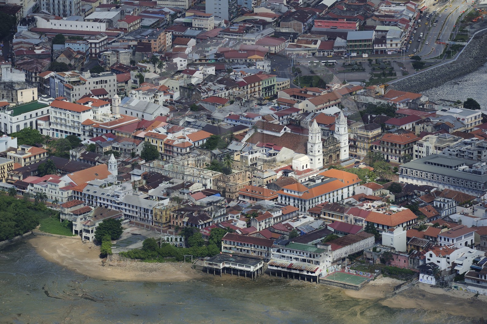 Panama, Panama City, district historique classé Patrimoine Mondial de l'UNESCO, quartier de Casco Antiguo (Viejo) (vue aérienne)