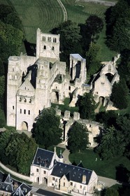 France, Seine-Maritime (76), l'abbaye de Jumièges, (vue aérienne)