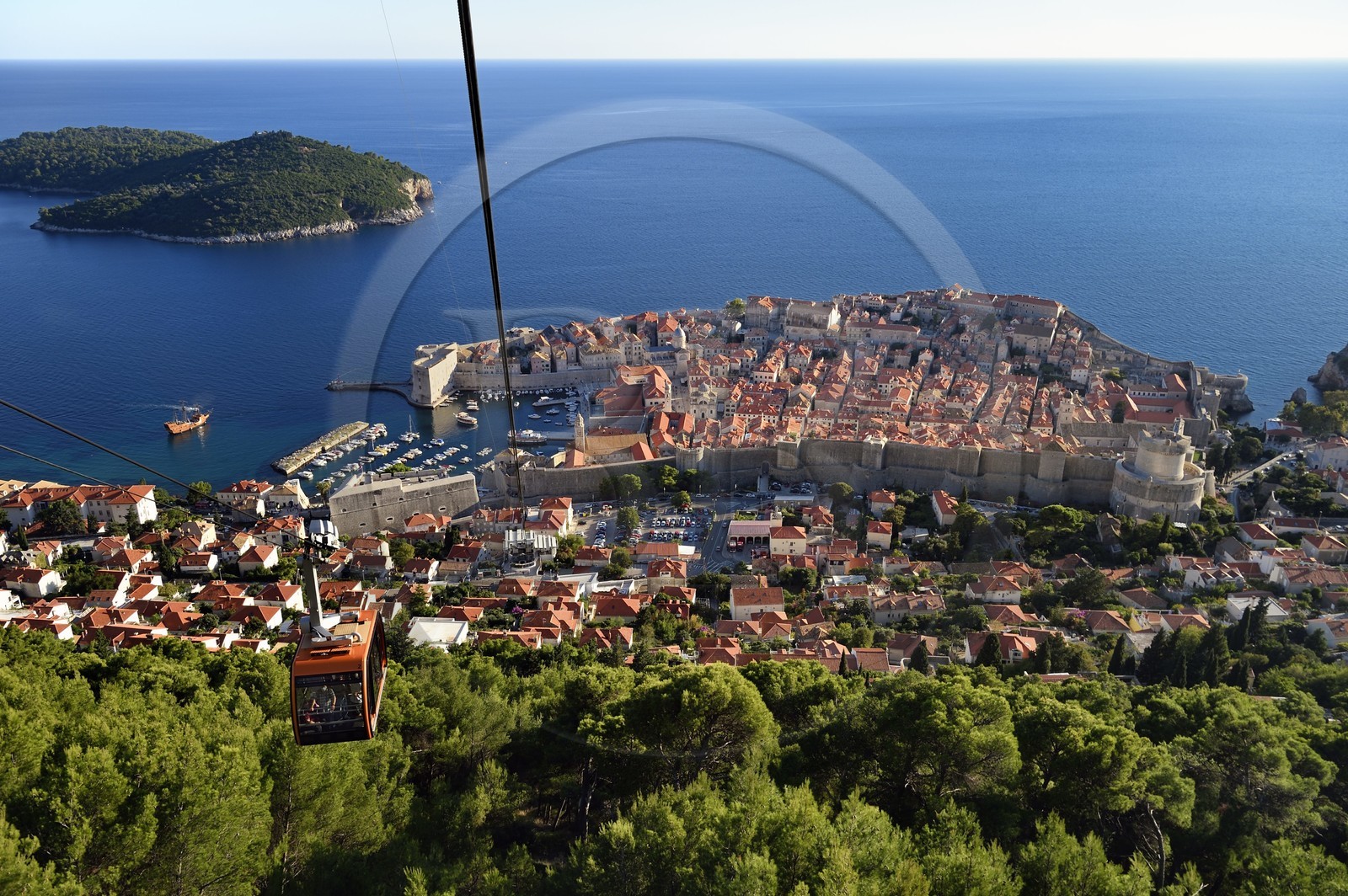 Croatie, Dalmatie, cote dalmate, Dubrovnik, centre historique classé Patrimoine Mondial de l'UNESCO, la vieille ville ceinte de remparts