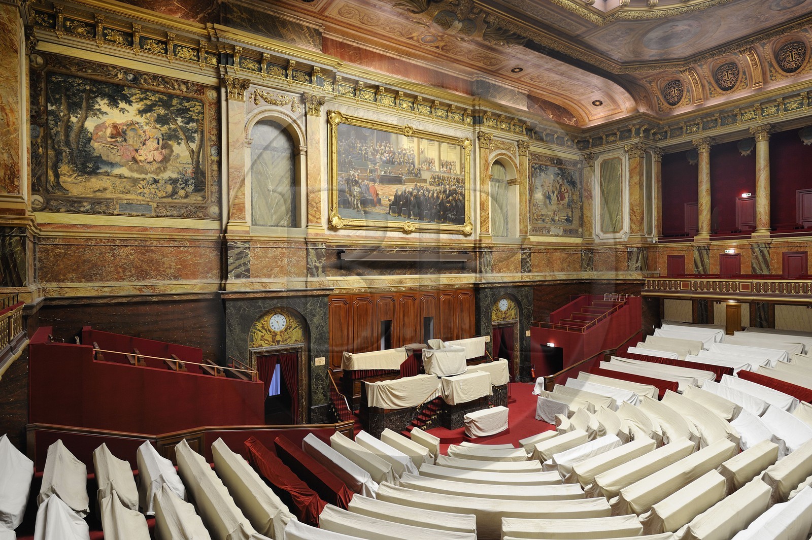 France, Yvelines (78), château de Versailles, classé Patrimoine Mondial de l'UNESCO, aile du Midi, hémicycle du congrès du parlement