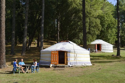 France, Corse-du-Sud (2A), Alta Rocca, Zonza, les yourtes du campement du Pré aux Biches