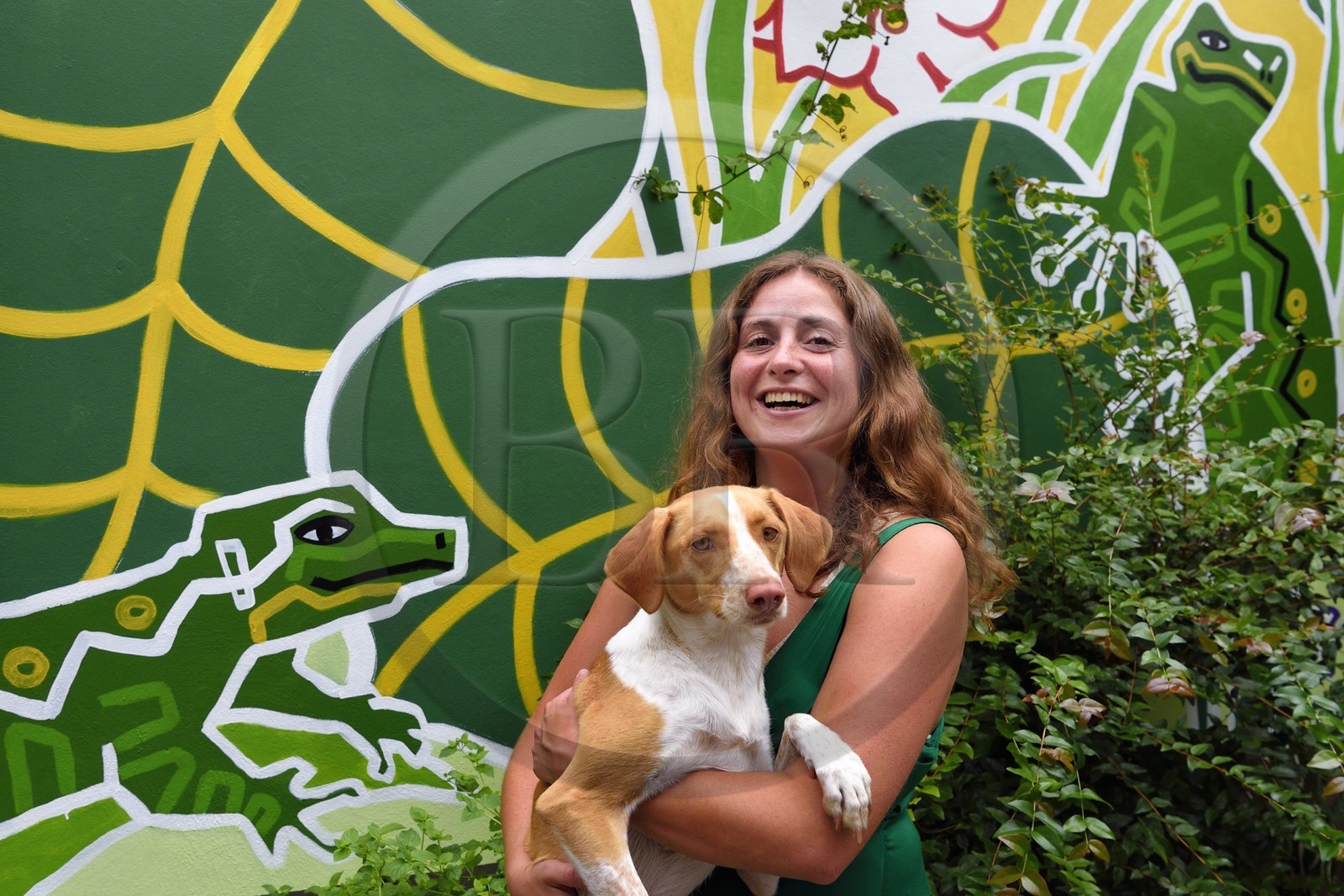 Portugal, Ile de Madère, Porto da Cruz, Joaquina Freitas qui gère le Jaca Hostel