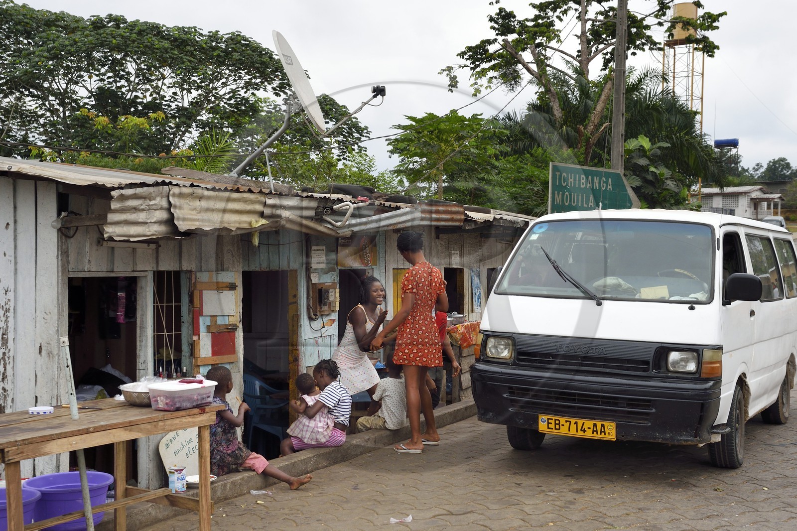 Gabon, Moyen-Ogooue Province, small restaurant on the Route National 1 (state highway)