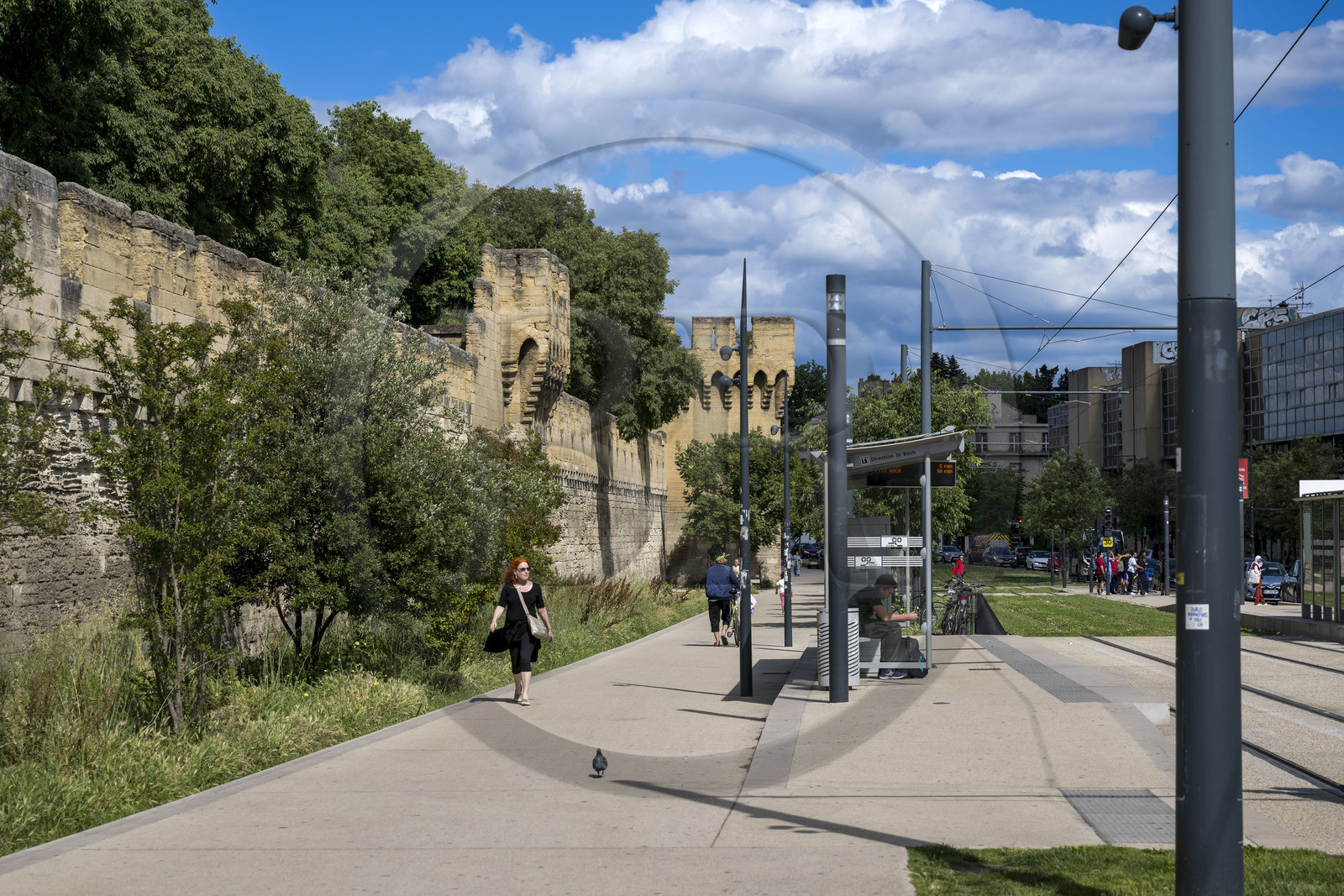 France, Vaucluse (84), Avignon, les remparts au boulevard Saint-Michel