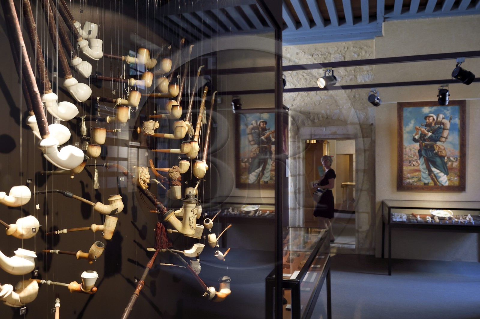 France, Dordogne, purple Perigord, Bergerac, Musee d’anthropologie du tabac (Tobacco Anthropology Museum) in the Peyrarede House built in 1604, collection of pipes