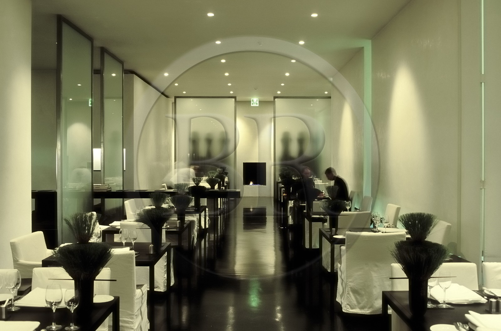 United Kingdom, London, Hempel hotel dining room, in Craven Hill